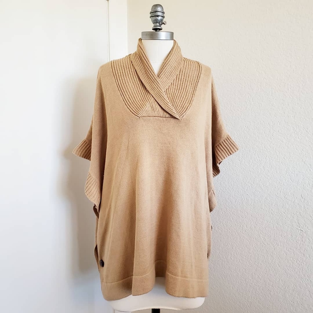 Aqua poncho
